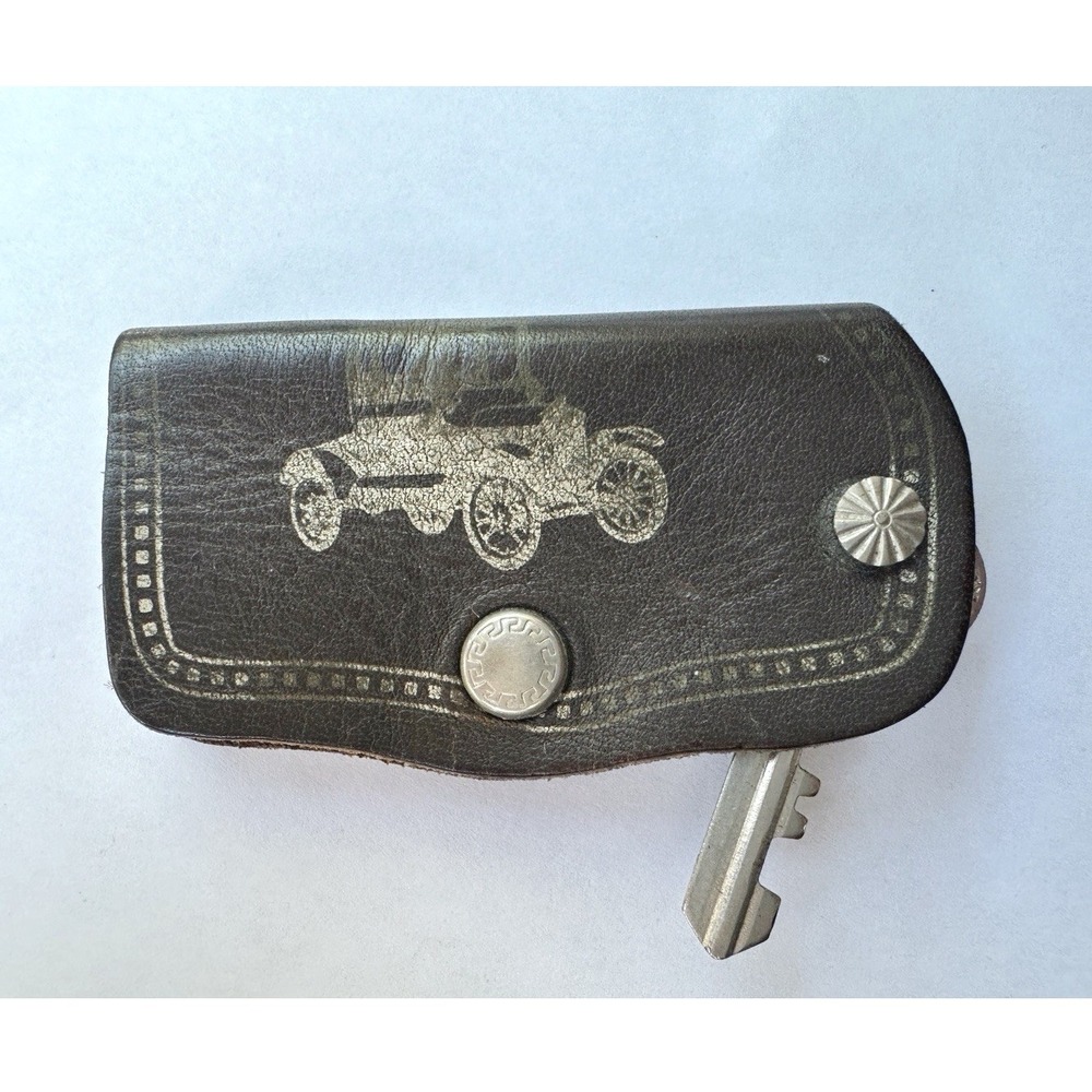 Vintage Ford Dealership Leather Key Wallet Fob
